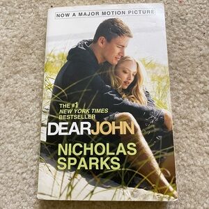 Dear John by Nicholas Sparks Paperback